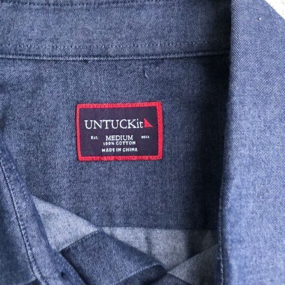 Untuckit   - Picture 5 of 5